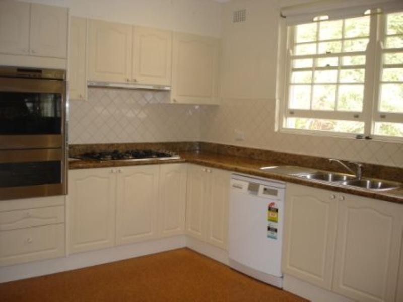 1 Fairlawn Avenue, Turramurra NSW 2074