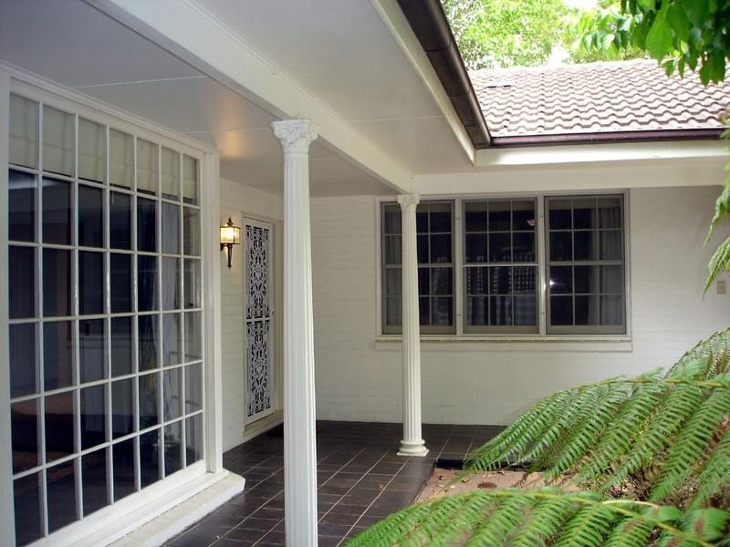 1 Fairlawn Avenue, Turramurra NSW 2074