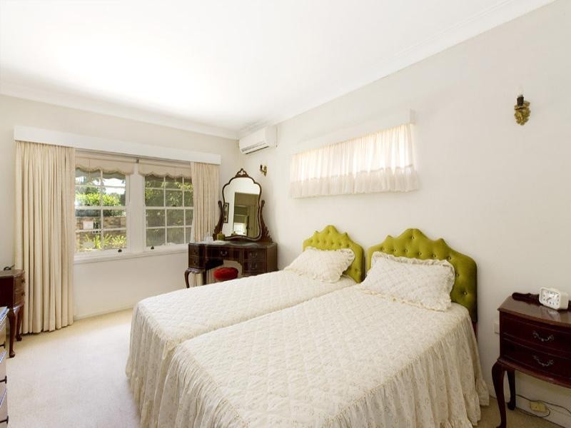 187 Burns Road, Turramurra NSW 2074