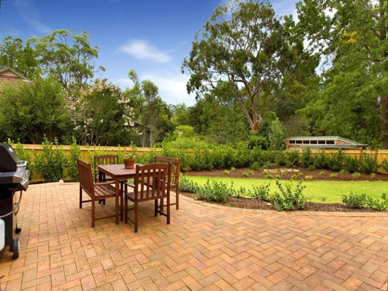 16 Tennyson Avenue, Turramurra NSW 2074