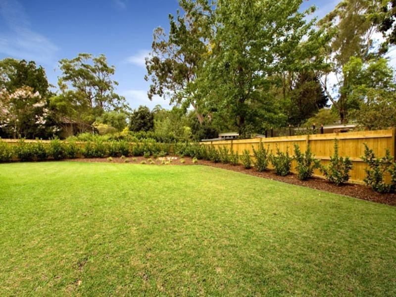 16 Tennyson Avenue, Turramurra NSW 2074