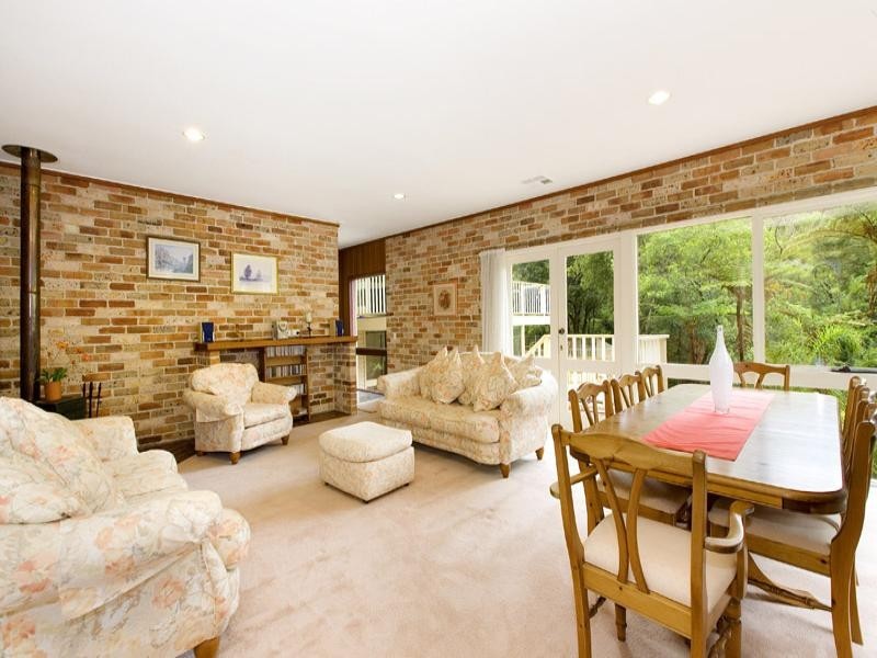 77 Campbell Drive, Wahroonga NSW 2076