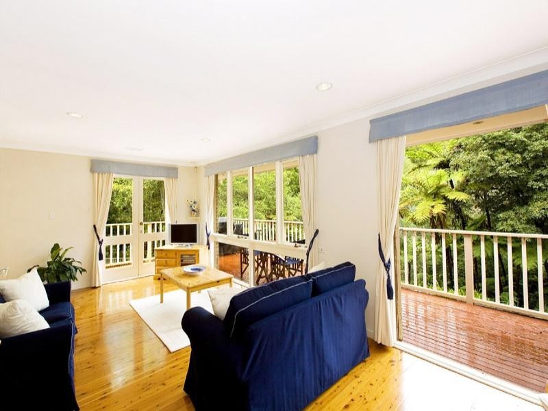 77 Campbell Drive, Wahroonga NSW 2076