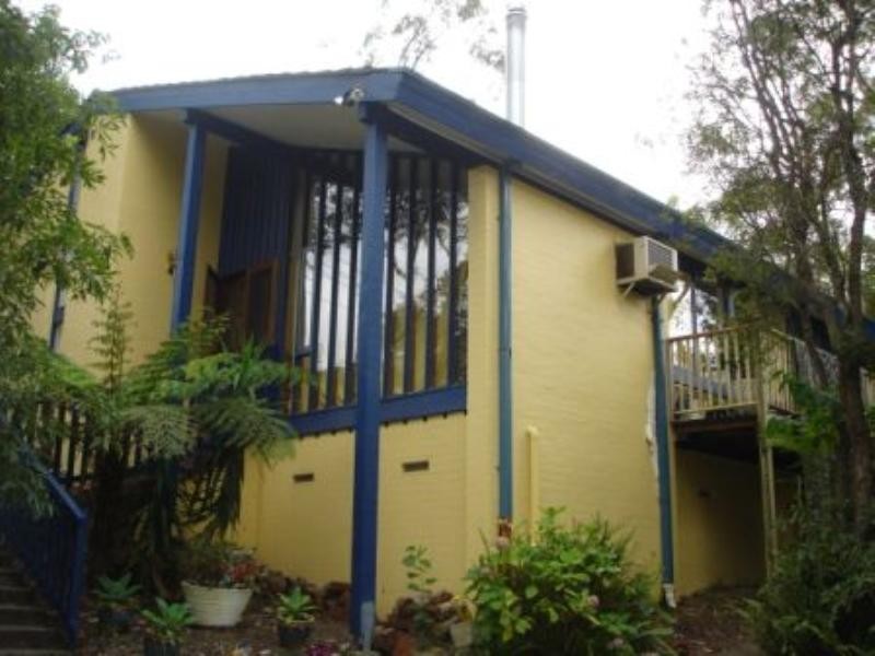 8 Nimbrin Street, Turramurra NSW 2074