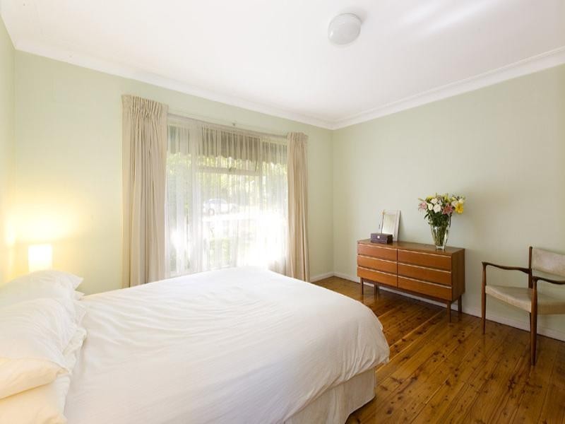 1 Eden Avenue, Turramurra NSW 2074