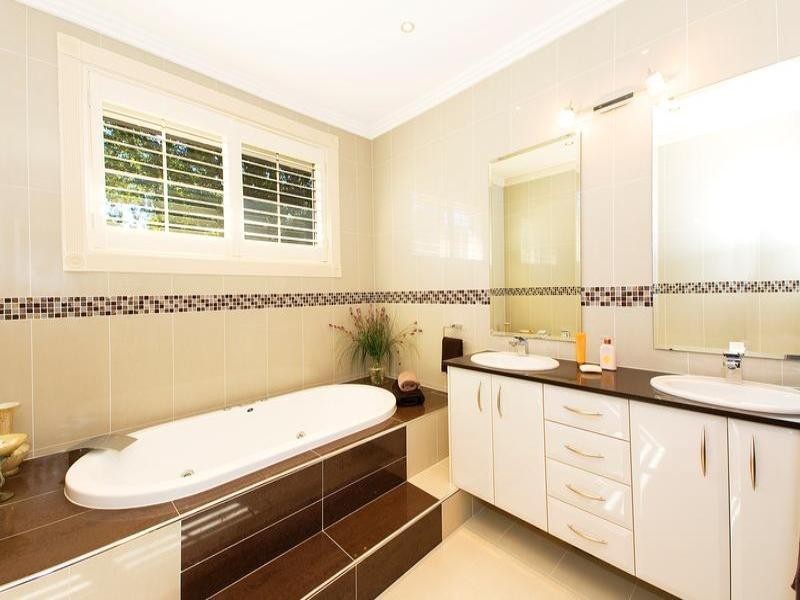 82 Beechworth Road, Pymble NSW 2073