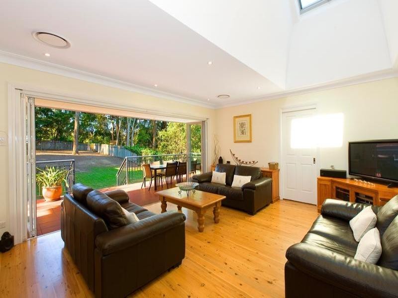 22 Eden Avenue, Turramurra NSW 2074