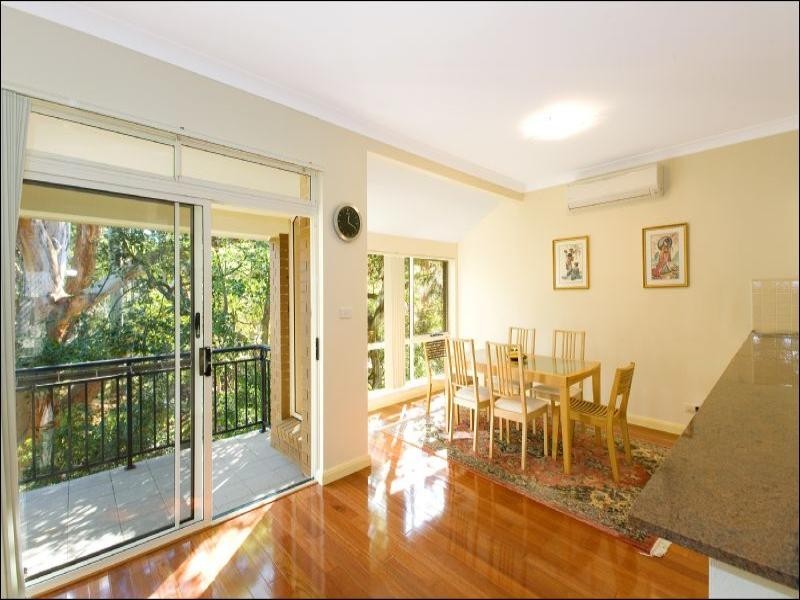 2/2-4 Bloomsbury Avenue, Pymble NSW 2073