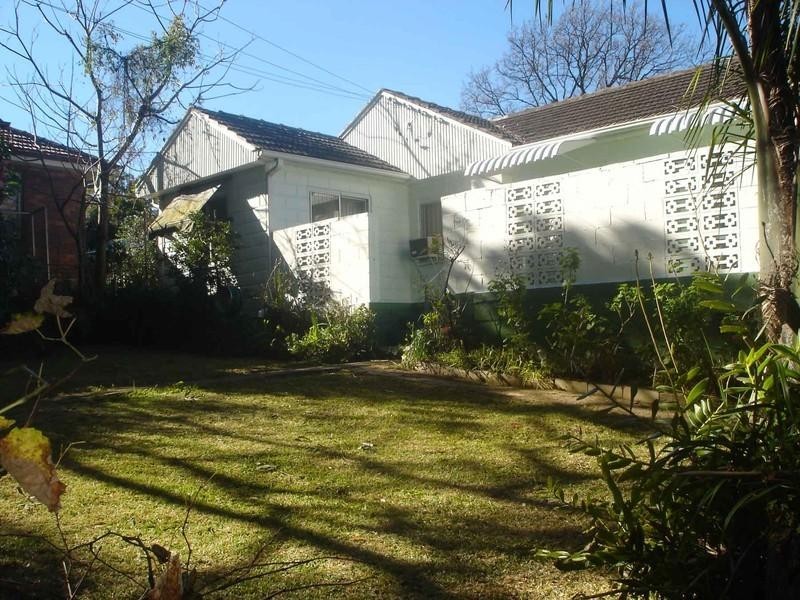 8 The Broadway, Wahroonga NSW 2076