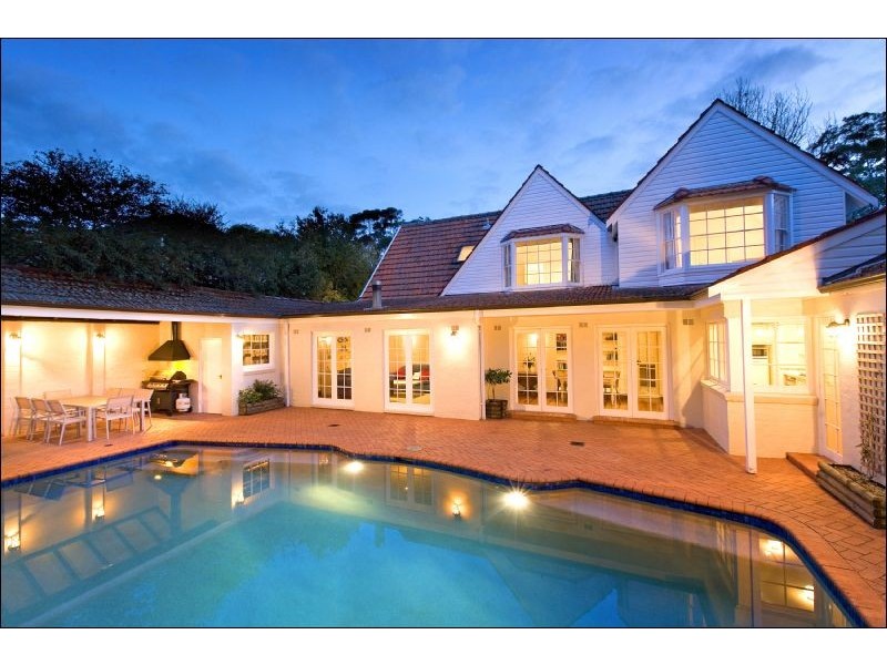 8 Boronia Aveune, Turramurra NSW 2074