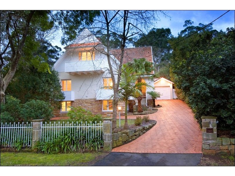 8 Boronia Aveune, Turramurra NSW 2074