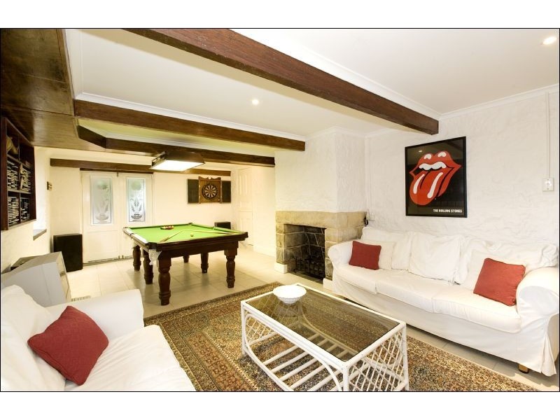 8 Boronia Aveune, Turramurra NSW 2074