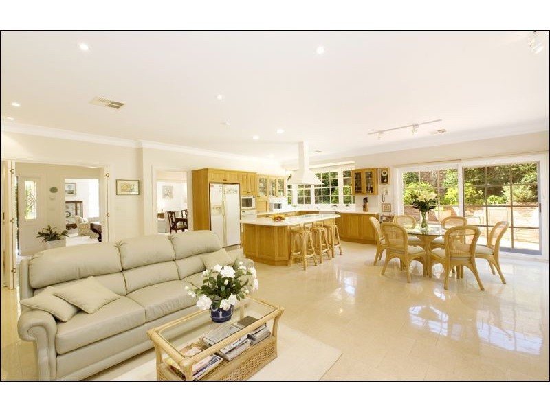 8A Stonecrop Road, Turramurra NSW 2074