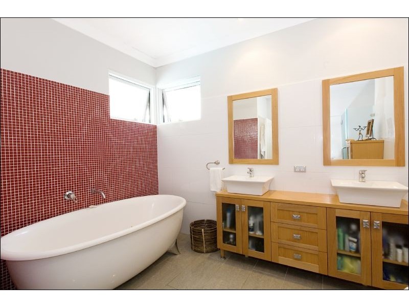 18 Forwood Avenue, Turramurra NSW 2074