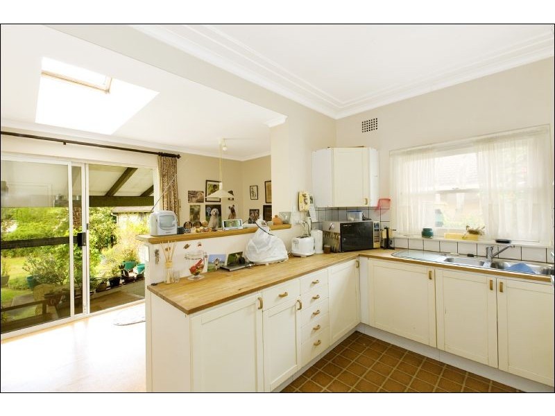 33 Cowan Road, St Ives NSW 2075