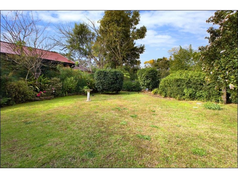 33 Cowan Road, St Ives NSW 2075