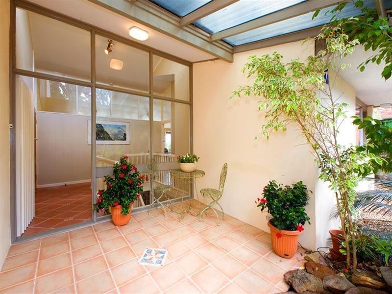 17 Ravenhill Road, Turramurra NSW 2074