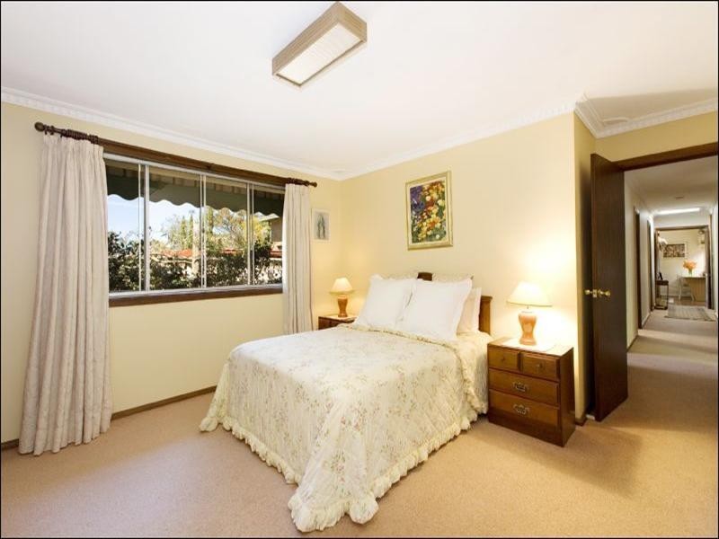 12 Ravenhill Road, Turramurra NSW 2074