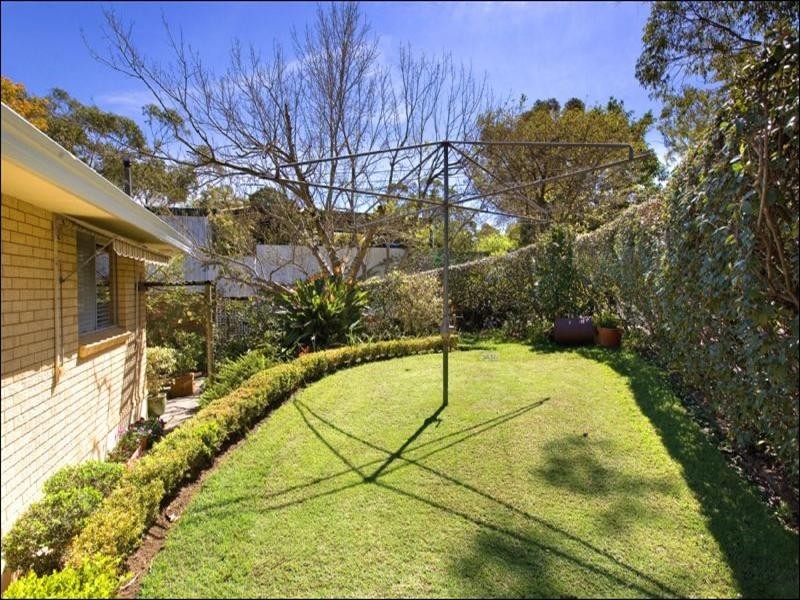12 Ravenhill Road, Turramurra NSW 2074