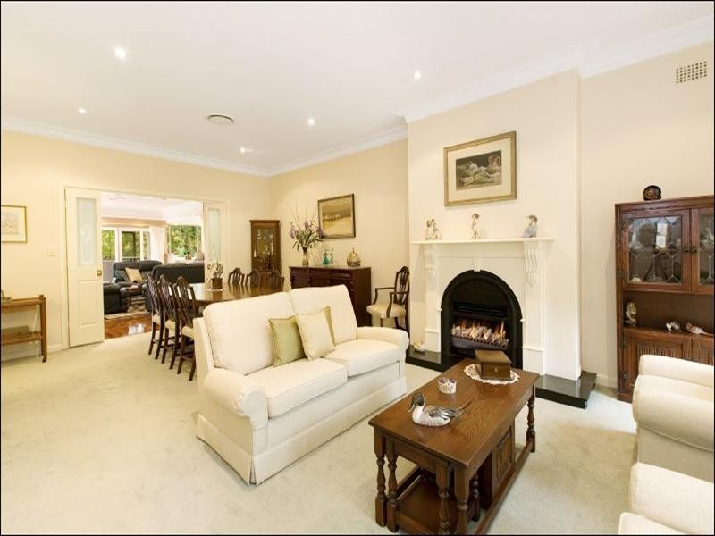 31 Bettowynd Road, Pymble NSW 2073