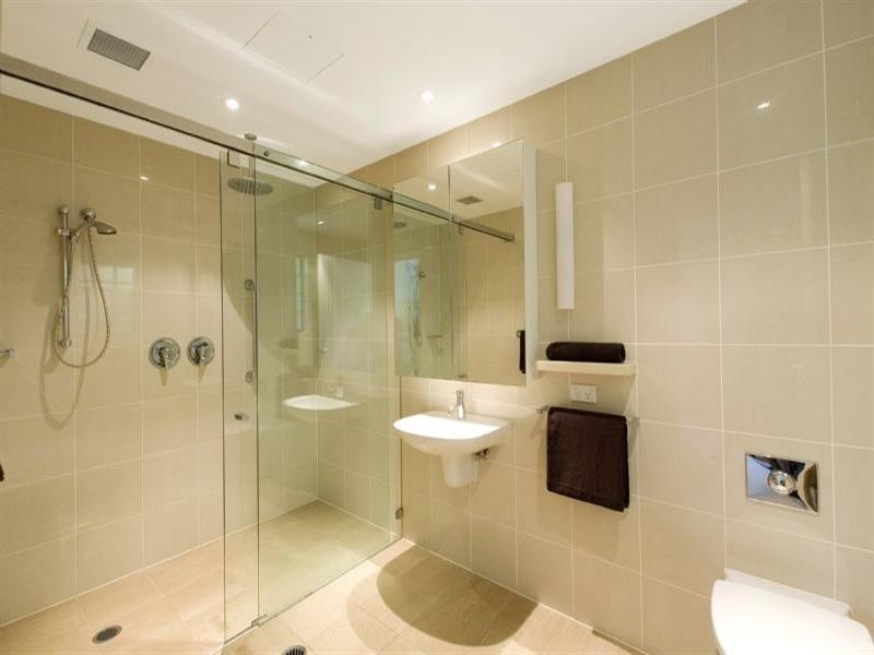 Apt 1, 4 Redleaf Avenue, Wahroonga NSW 2076