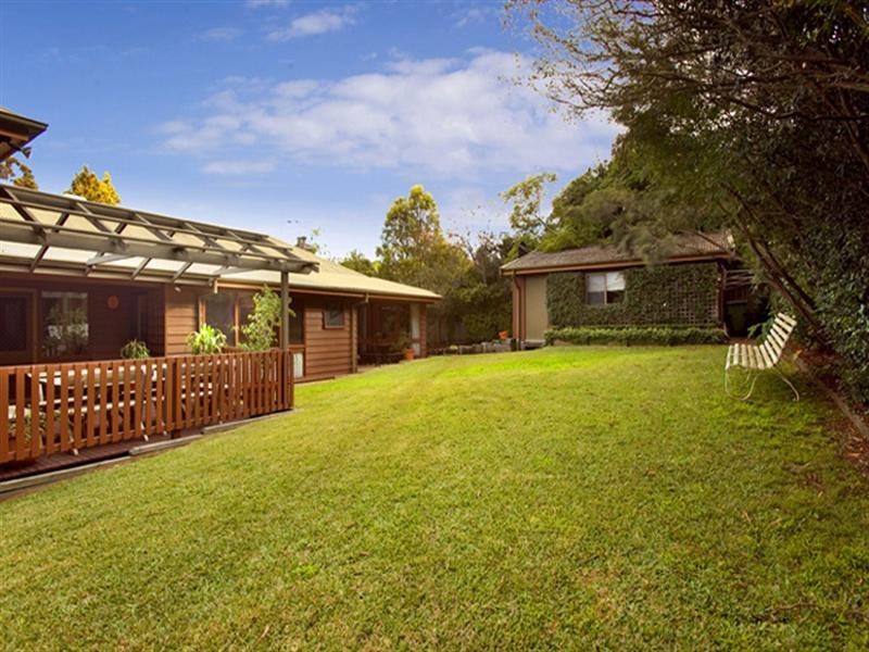 27 Tennyson Avenue, Turramurra NSW 2074