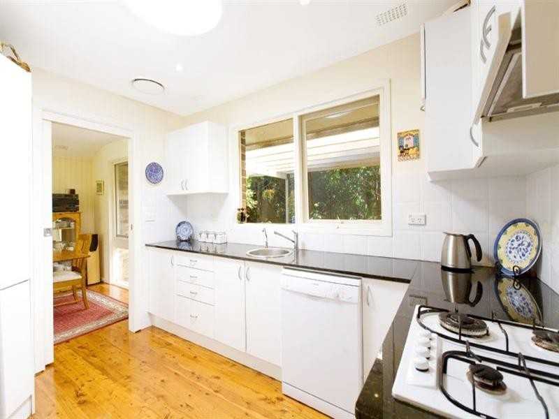 6 Anderson Avenue, South Turramurra NSW 2074