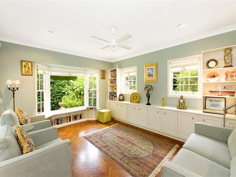 124 Burns Rd (Cnr Hampden Ave), Wahroonga NSW 2076