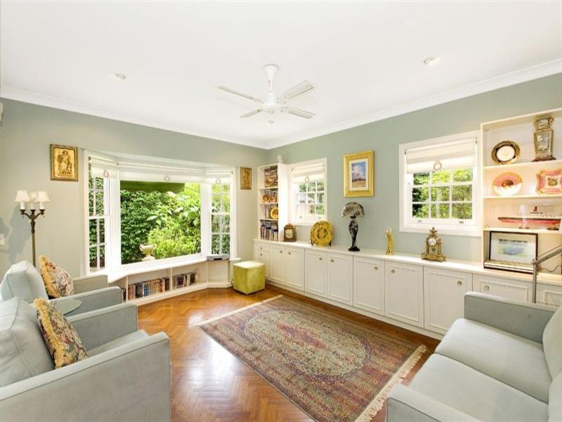 124 Burns Rd (Cnr Hampden Ave), Wahroonga NSW 2076