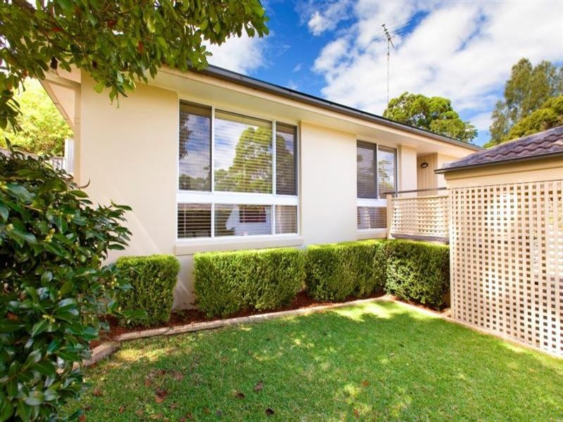 1A Valley Park Crescent, Turramurra NSW 2074