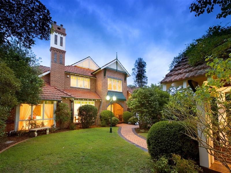 60 Beechworth Road, Pymble NSW 2073