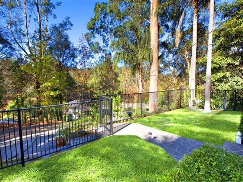 82 Campbell Drive, Wahroonga NSW 2076