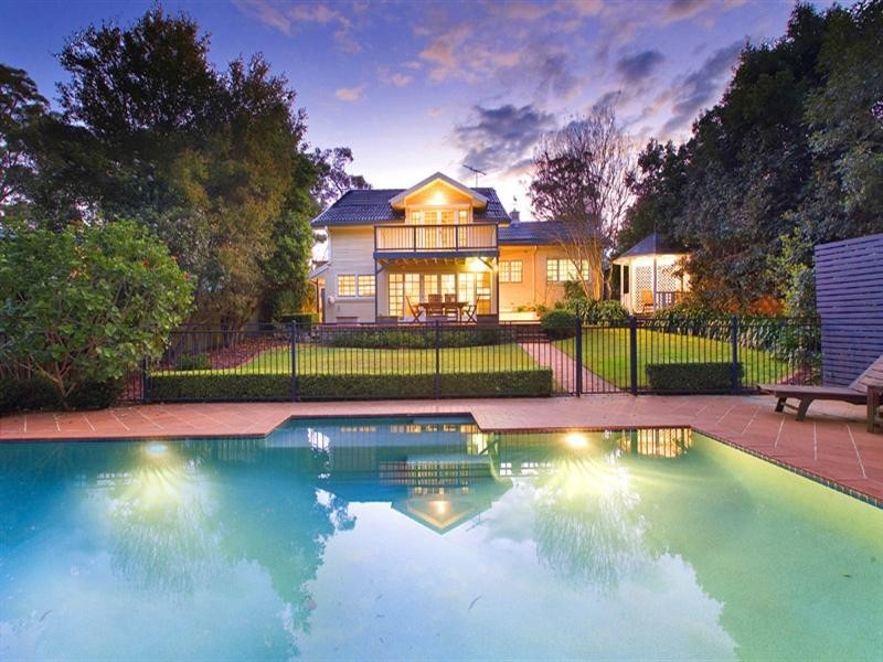 135 Grosvenor Street, Wahroonga NSW 2076