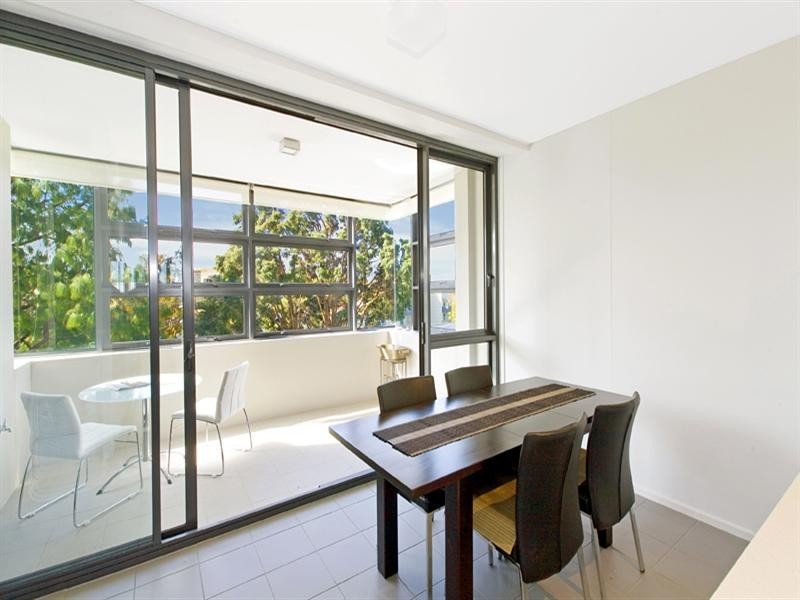 43/2 Marshall Avenue, Warrawee NSW 2074