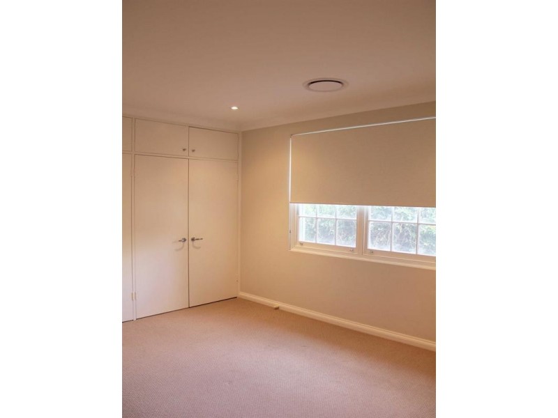 1 Fairlawn Avenue, Turramurra NSW 2074