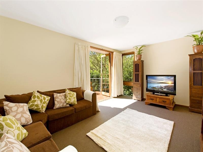 17 Nimbrin Street, Turramurra NSW 2074