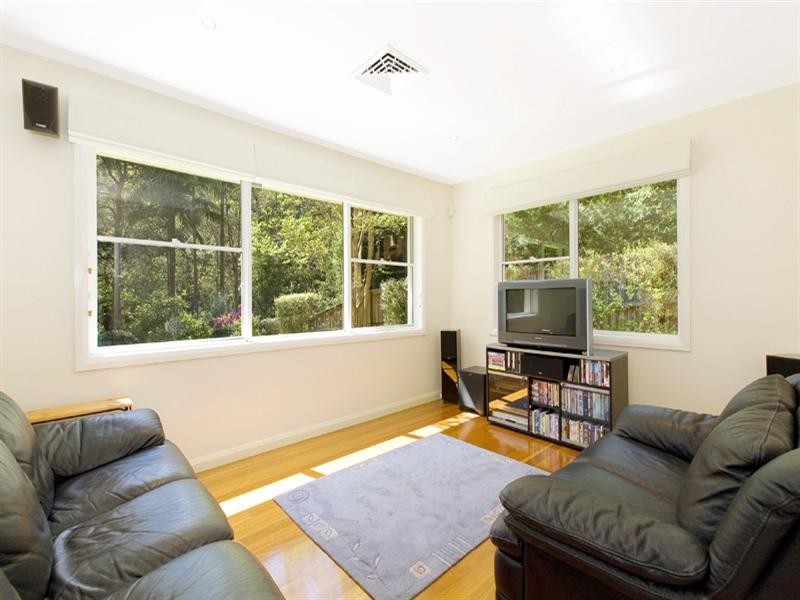 15 Ashmore Avenue, Pymble NSW 2073