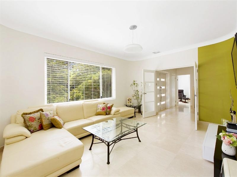 3 Kywong Avenue, Pymble NSW 2073