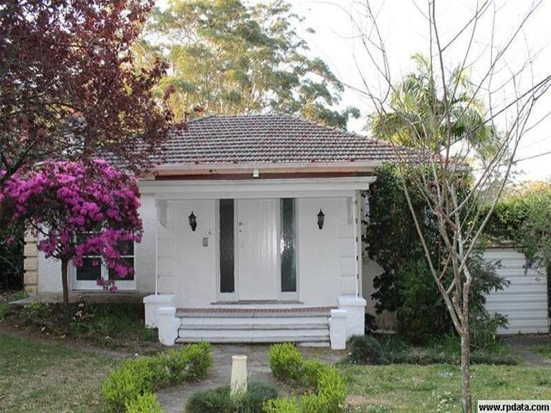 4 Trentino Road, Turramurra NSW 2074