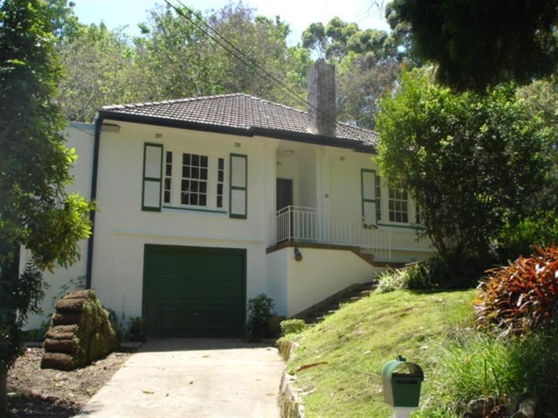 18 Bloomsbury Avenue, Pymble NSW 2073