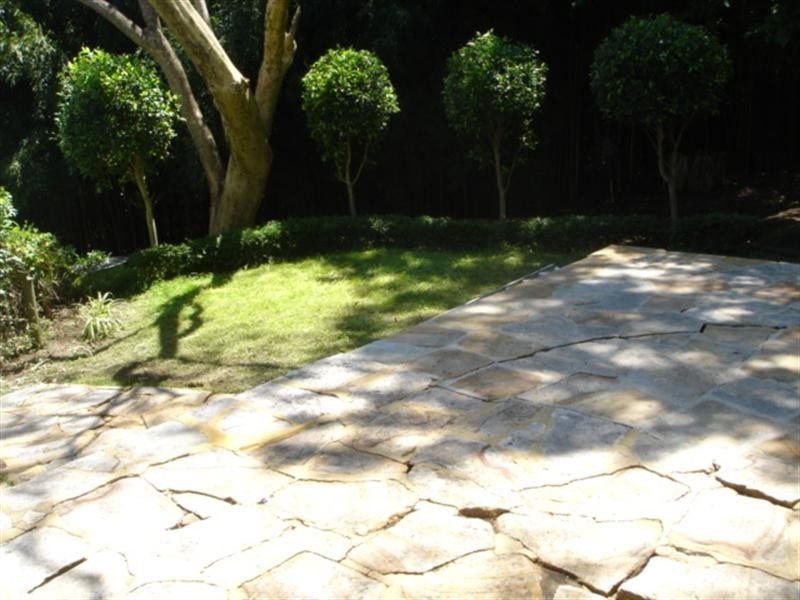 18 Bloomsbury Avenue, Pymble NSW 2073