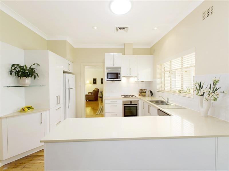 17 Wahroonga Avenue, Wahroonga NSW 2076