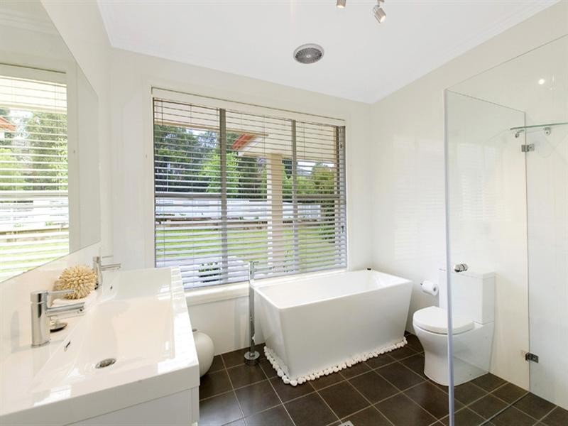 130 Pentecost Avenue, Turramurra NSW 2074