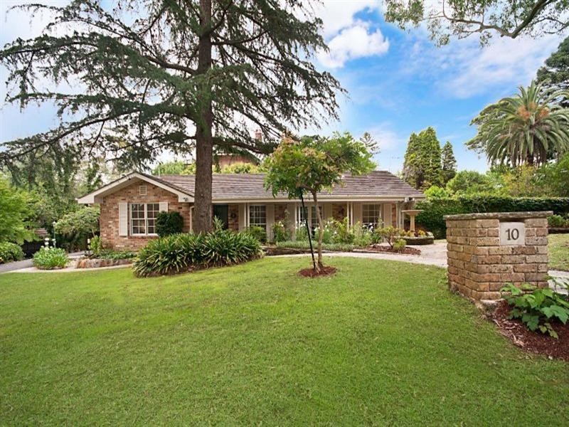 10 Womerah Street, Turramurra NSW 2074