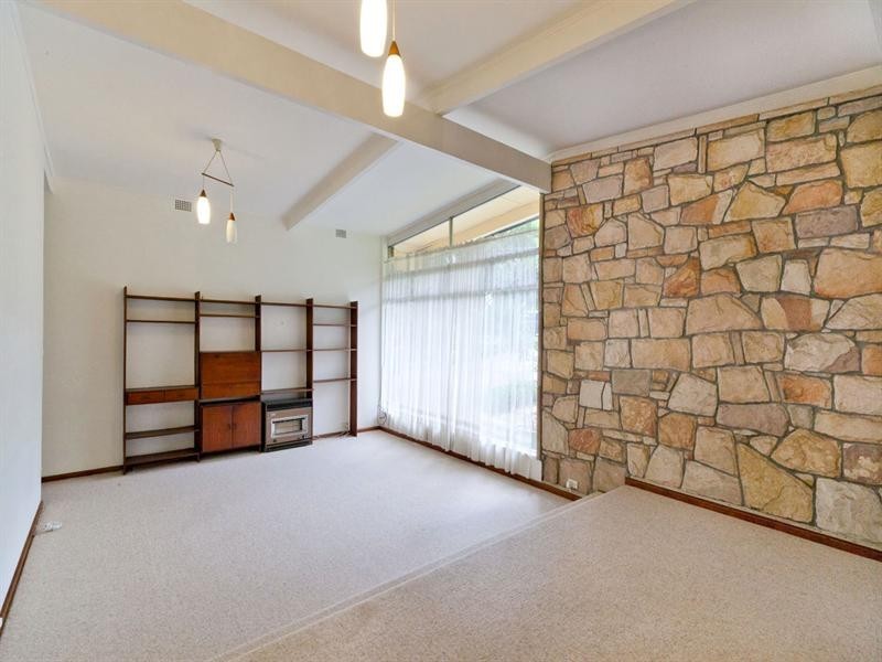 1 Robin Avenue, Turramurra NSW 2074