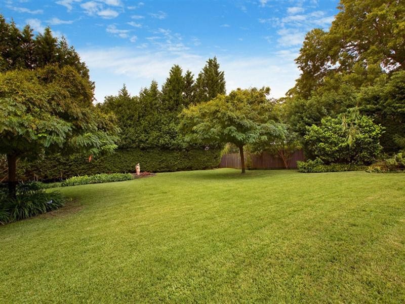 19 Bobbin Head Road, Pymble NSW 2073