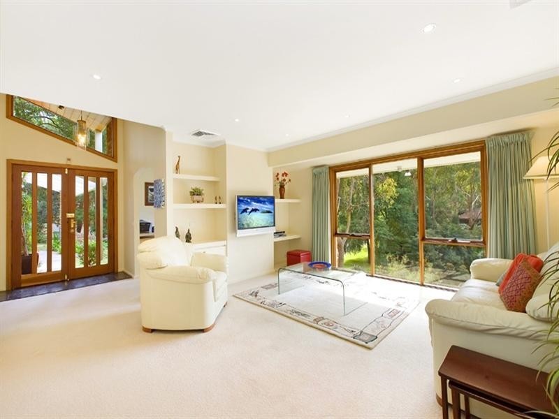 19 Fiona Avenue, Wahroonga NSW 2076