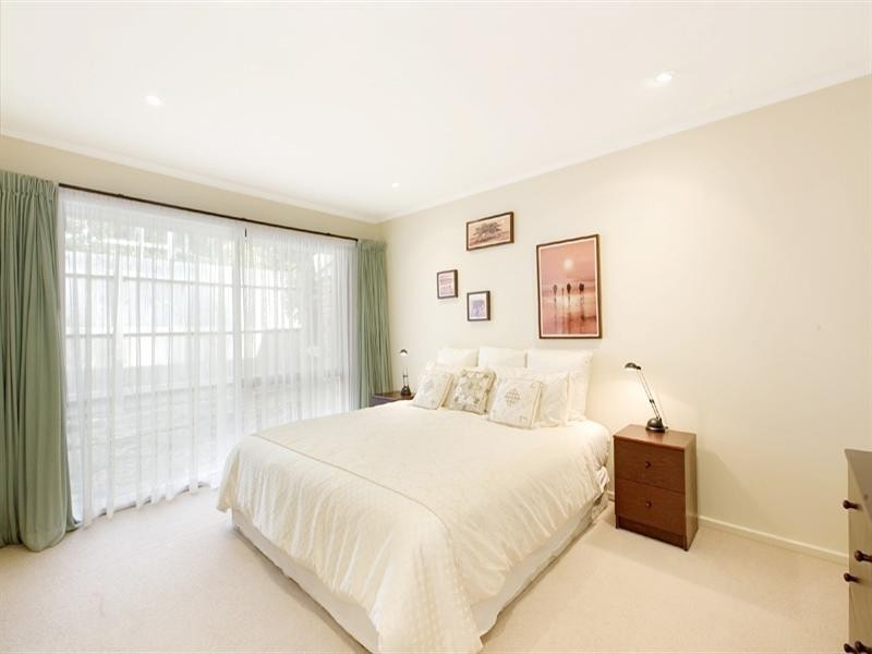 19 Fiona Avenue, Wahroonga NSW 2076