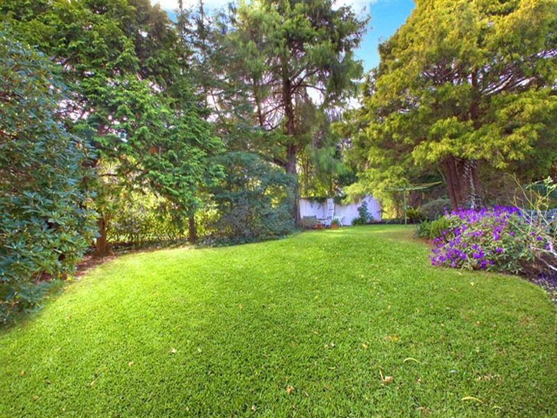 17 Garrick Road, St Ives NSW 2075