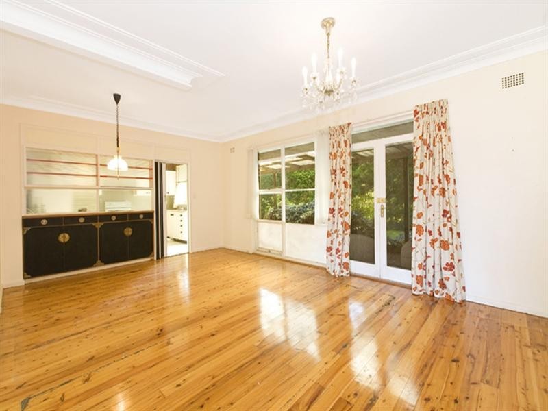 17 Garrick Road, St Ives NSW 2075